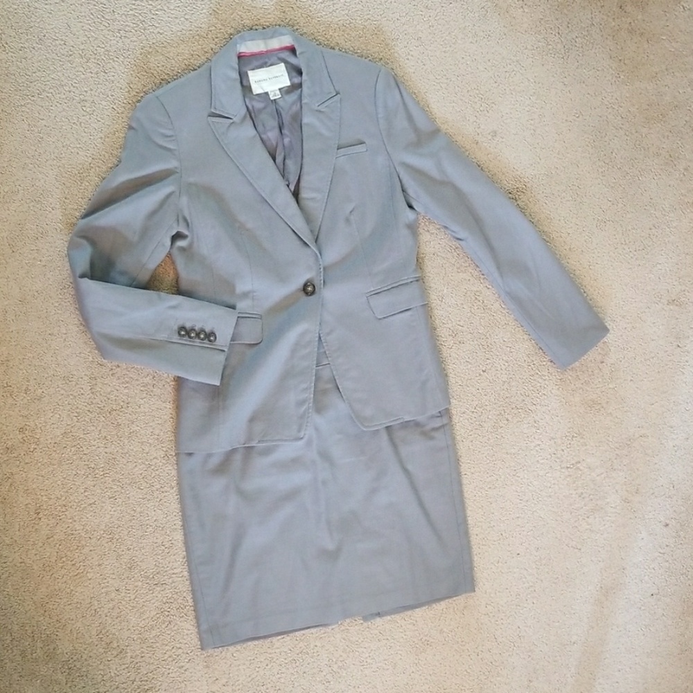Banana Republic Suits set